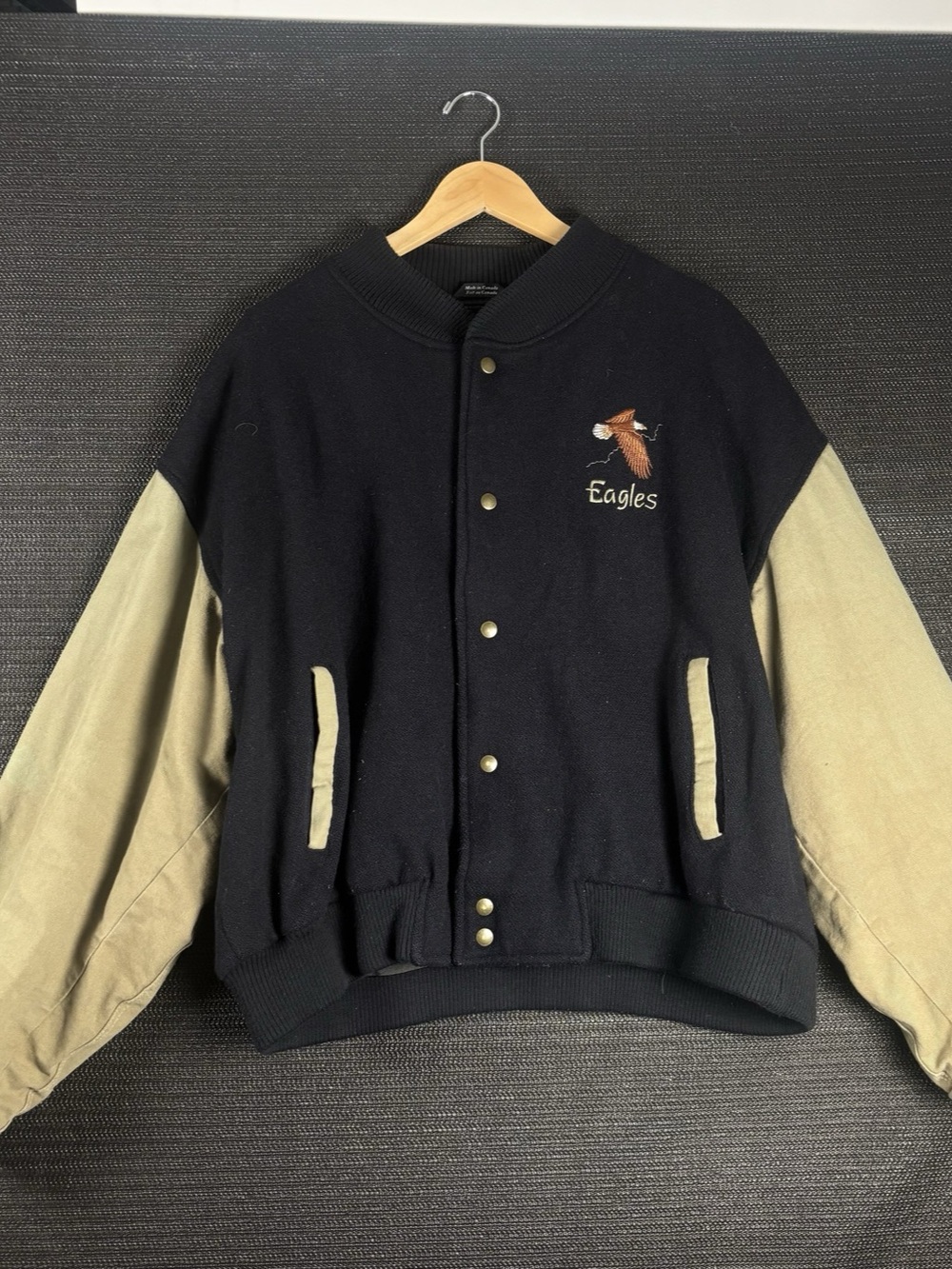Vintage Eagles varsity jacket Men's XL